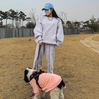 Kangaroo-pocket Overlock-stitched Boxy Pullover