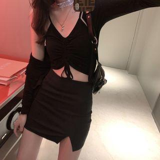 Light Jacket / Camisole Top / Pencil Skirt