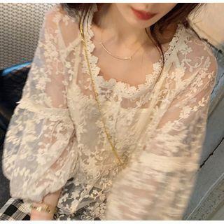 Set: Elbow-sleeve Square-neck Lace Top + Plain Camisole