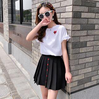 Heart Shaped Button Pleated Skirt