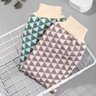 Triangle Print Bath Glove