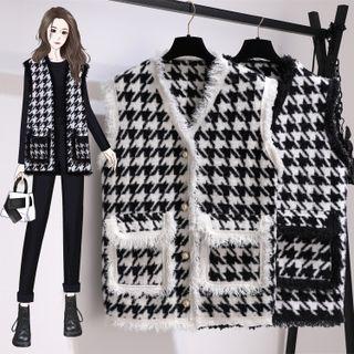 Houndstooth Tasseled Trim Vest