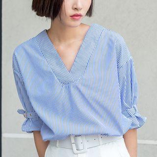 Pinstriped V-neck Elbow-sleeve Top