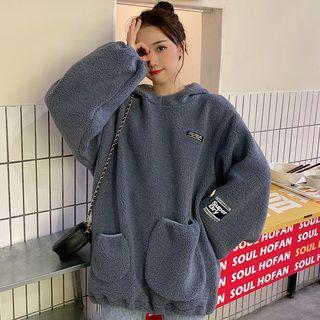 Dual-pocket Sweatshirt