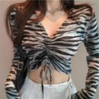 V-neck Zebra Print Cropped T-shirt