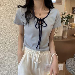 Contrast Trim Tie-neck Short-sleeve Cropped Top