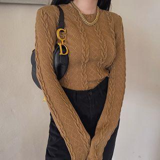 Bell-sleeve Cropped Cable-knit Top