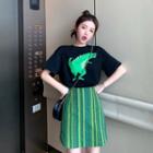 Short-sleeve Dinosaur Print T-shirt / Striped A-line Skirt