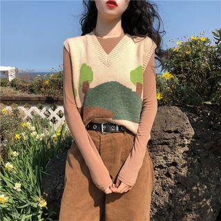 Long-sleeved Plain T-shirt / Printed Vest / Straight-cut Pants