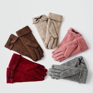 Bow Detail Stitch Mittens