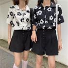 Floral Printed Blouse / Front Button Plain Shorts