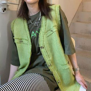 Fray Hem Single-breasted Vest / Elbow-sleeve Lettering T-shirt