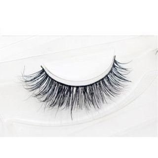 False Eyelashes (10-11 Mm)  - One Size