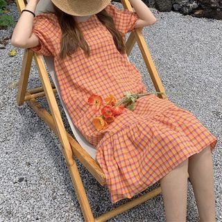 Plaid Short-sleeve Midi Shift Dress As Shown In Figure - One Size