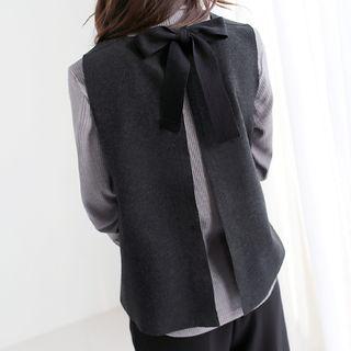 Bow-back Vest