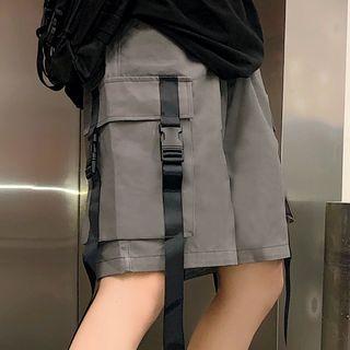 Buckled Strap Wide-leg Cargo Shorts