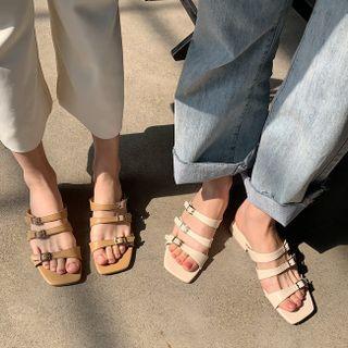 Low-heel Slit Sandals