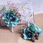 Floral Oxfords Clip