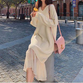 Ruffle Hem V-neck Sweater Dress