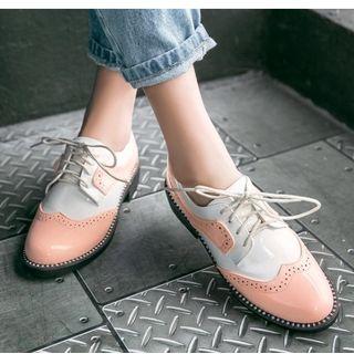 Patent Wing-tip Flat Oxfords