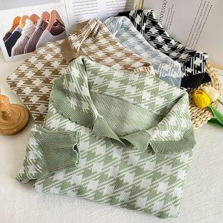 Houndstooth Peter Pan-collar Loose Knit Top