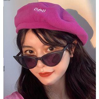 Hiragana Embroidered Beret