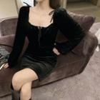 Balloon-sleeve Mini Velvet Sheath Dress