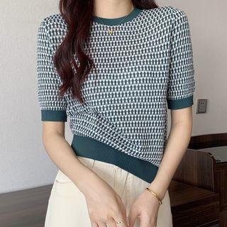 Round-neck Color-block Plaid Knit Top