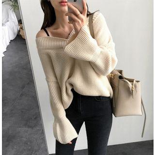 V-neck Rib-knitted Sweater