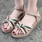 Knot-strap Sandals