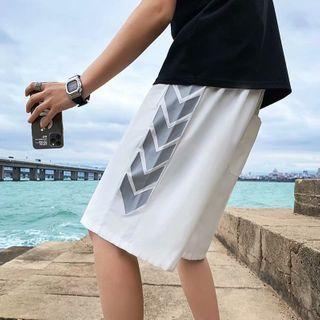 Arrow Print Wide Leg Shorts