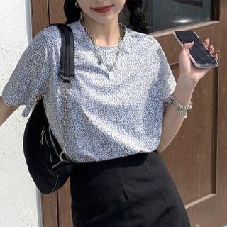 Short-sleeve Leopard Print T-shirt Light Blue - One Size