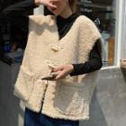 Horn Buckle Lambswool Vest