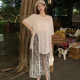 Elbow-sleeve Asymmetrical Sheer T-shirt / Zebra Print Side-slit Midi Skirt