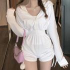 Hooded Zip Jacket / Tank Top / Drawstring Shorts