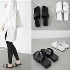 Loop-toe Slide Sandals