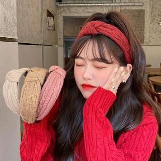 Yarn Knot Headband
