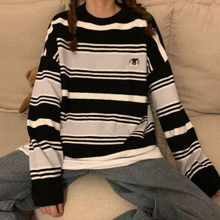 Long-sleeve Striped Penguin Embroidered Knit Top