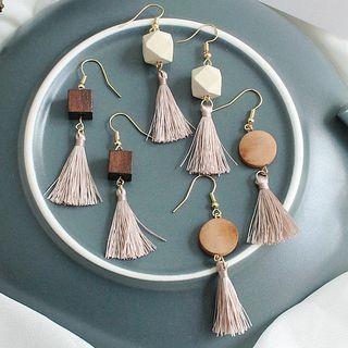 Wood & Tassel Dangle Earring
