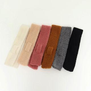 Keyhole Sherpa Fleece Scarf