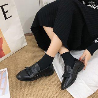 Frill-trim Moccasins