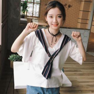 Short-sleeve Tie-accent Top