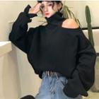 Cut-out Turtleneck Pullover