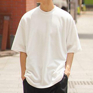 Short Sleeve Round-neck Waffle T-shirt