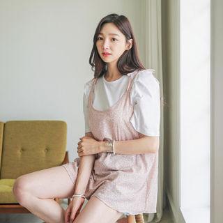 Set: Spaghetti-strap Floral Top + Puff-shoulder Cotton T-shirt
