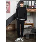 Set: Round-neck Pullover + Seam-front Sweatpants