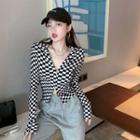 Long-sleeve Checkerboard Zip-up Crop Top