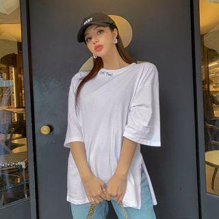 Letter-printed Slit-side T-shirt Ivory - One Size