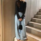 Long-sleeve T-shirt / Wide Leg Jeans