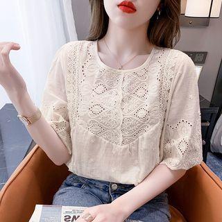 Round-neck Cutout Lace Loose-fit Short-sleeve Top